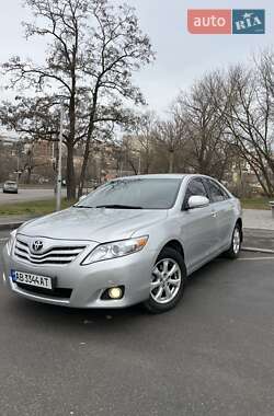 Седан Toyota Camry 2010 в Вінниці