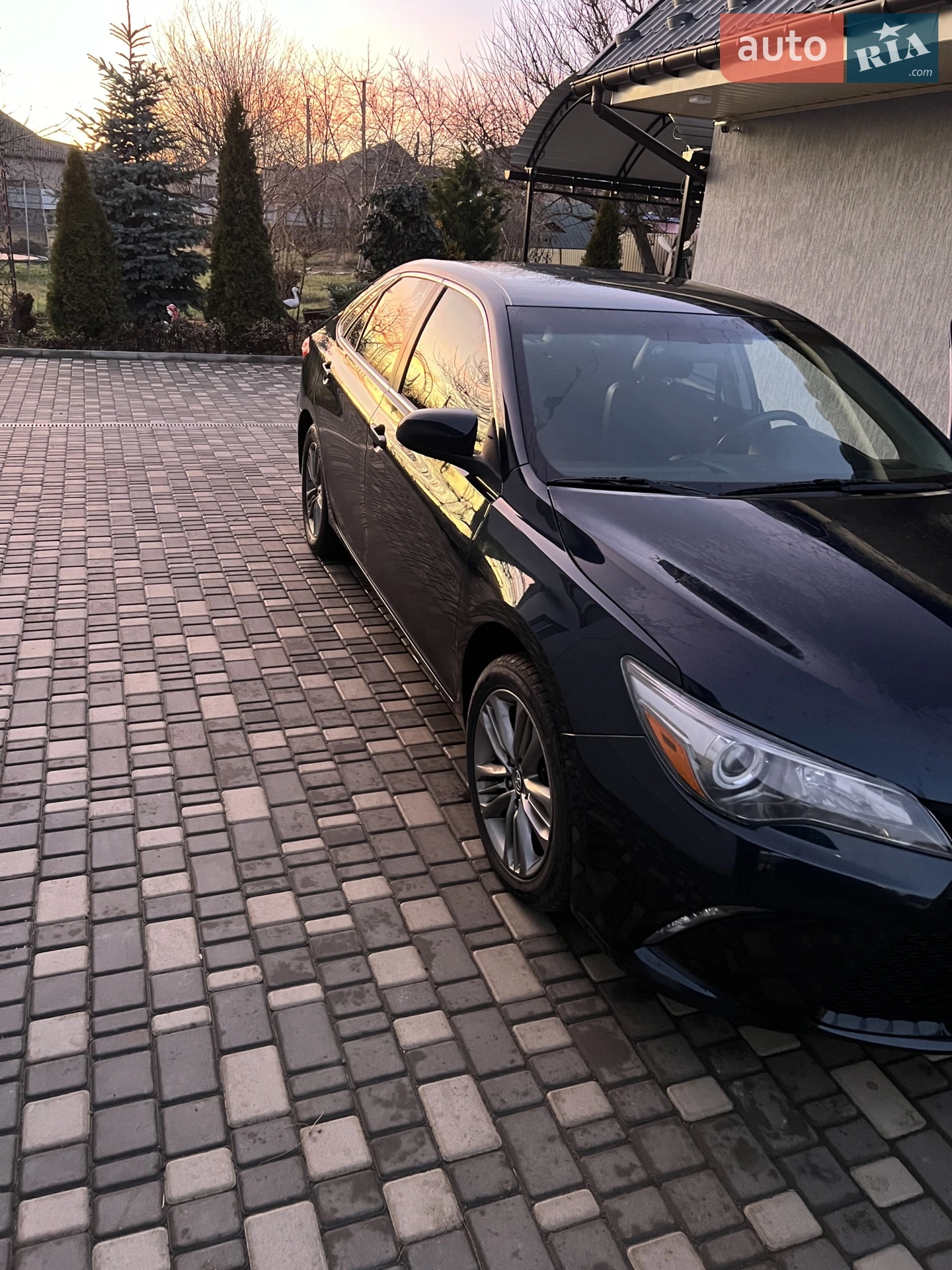 2015 Toyota Camry - мініатюра 2