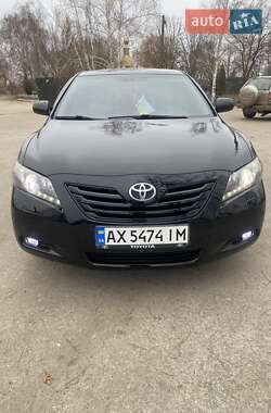 Седан Toyota Camry 2007 в Изюме