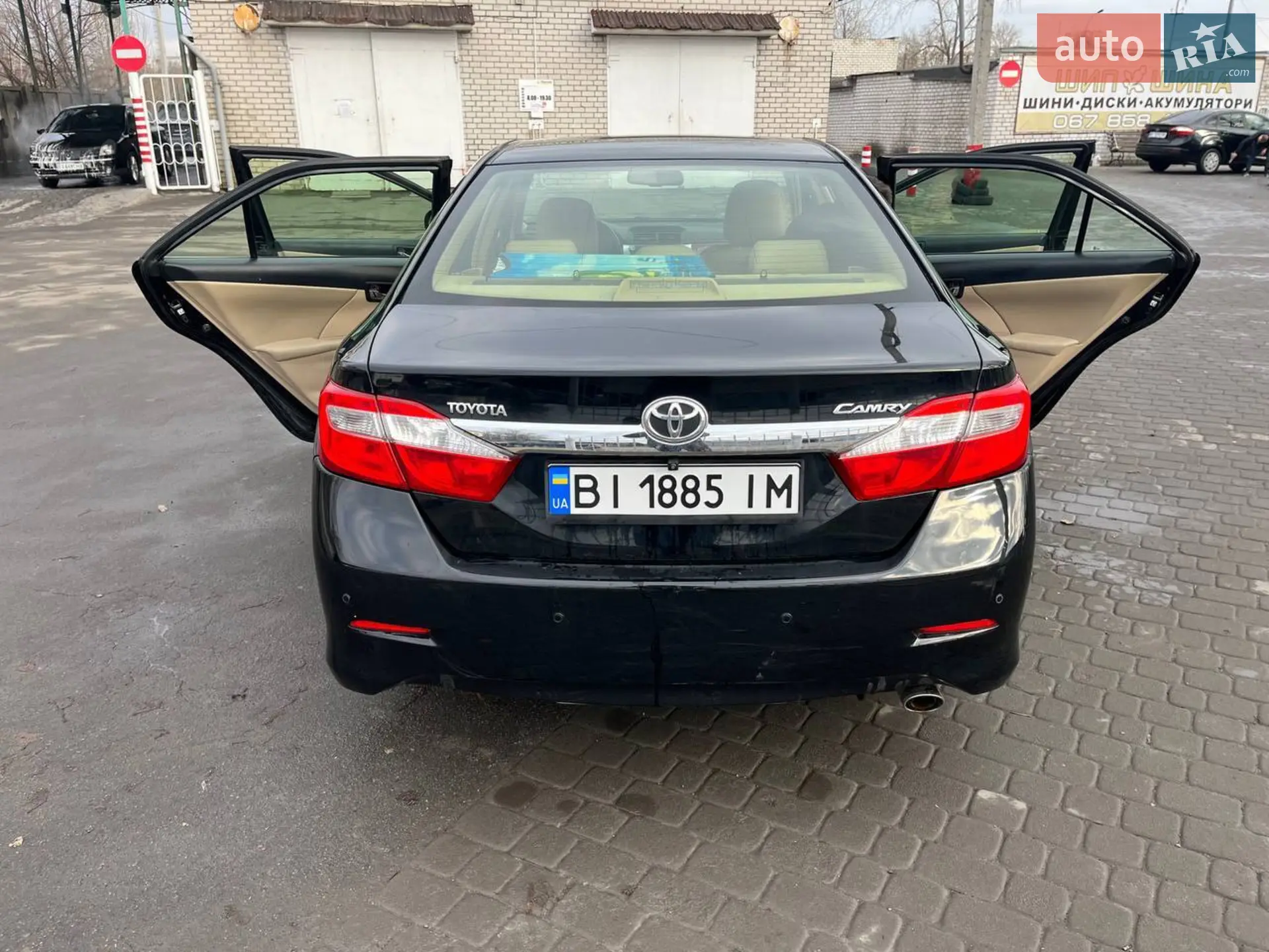 2013 Toyota Camry - мініатюра 3