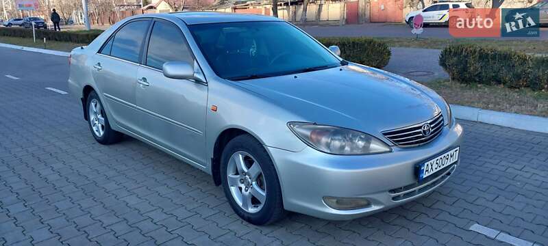 Седан Toyota Camry 2002 в Одессе