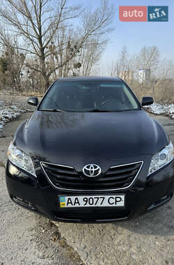 Седан Toyota Camry 2007 в Києві