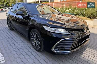 Седан Toyota Camry 2022 в Києві