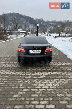 Седан Toyota Camry 2008 в Сваляві