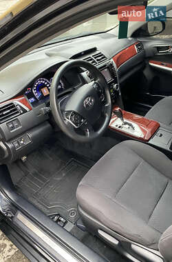 Седан Toyota Camry 2012 в Києві