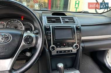 Седан Toyota Camry 2013 в Одесі