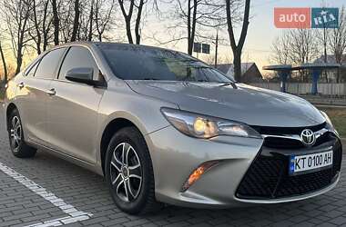 Седан Toyota Camry 2017 в Івано-Франківську