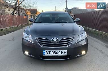 Седан Toyota Camry 2007 в Надвірній