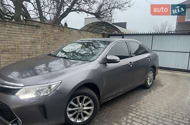 Седан Toyota Camry 2016 в Житомирі