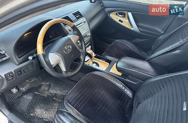 Седан Toyota Camry 2006 в 