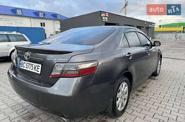 Седан Toyota Camry 2007 в Червонограді