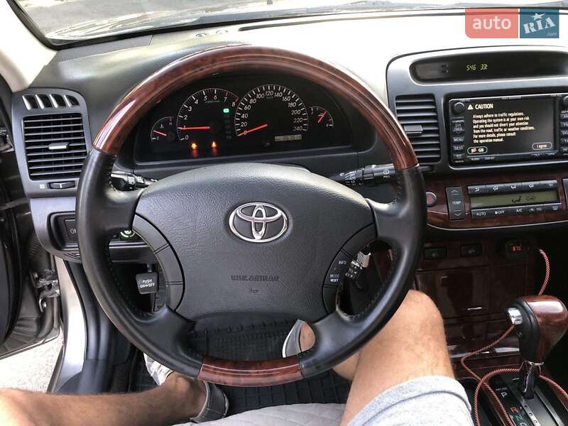 Седан Toyota Camry 2006 в Полтаві