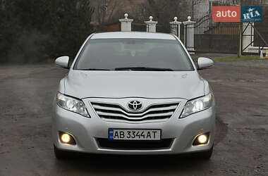 Седан Toyota Camry 2010 в Вінниці