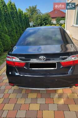 Седан Toyota Camry 2016 в 