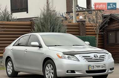 Седан Toyota Camry 2006 в Києві