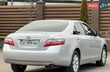 Седан Toyota Camry 2006 в Києві