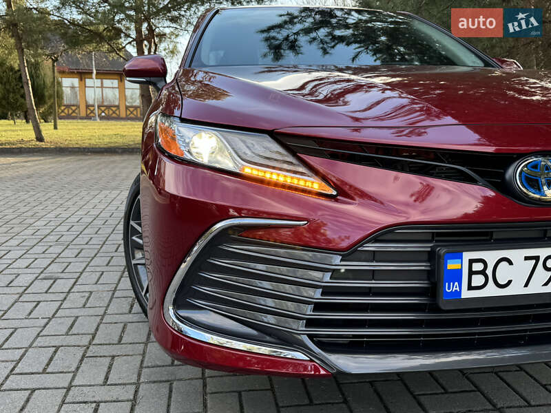 Седан Toyota Camry 2021 в Дрогобыче