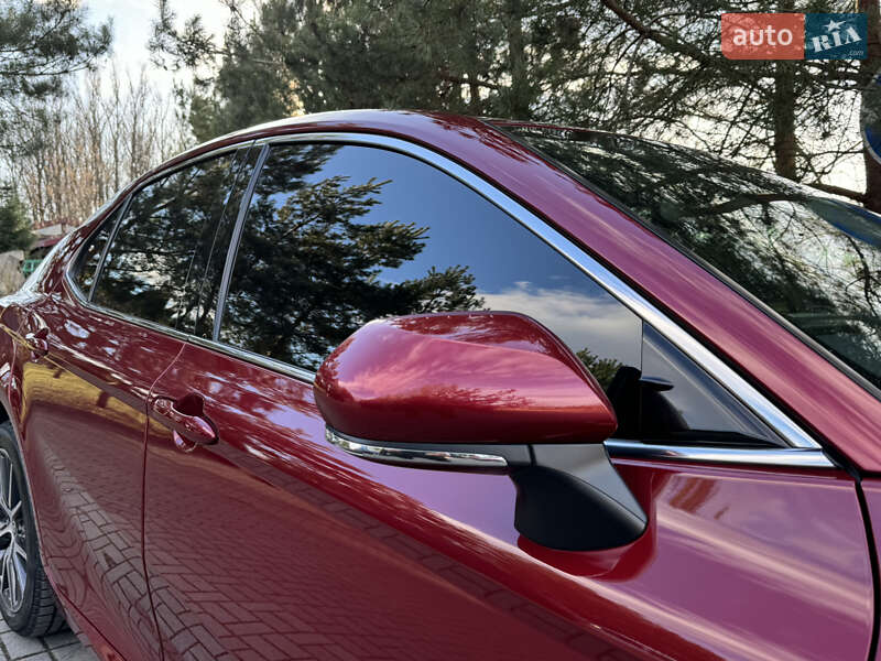Седан Toyota Camry 2021 в Дрогобыче