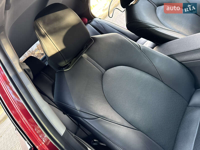 Седан Toyota Camry 2021 в Дрогобыче