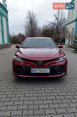 Седан Toyota Camry 2018 в Запоріжжі