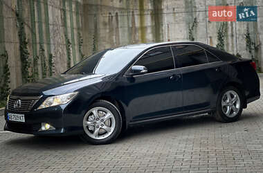 Седан Toyota Camry 2012 в Хмельницькому