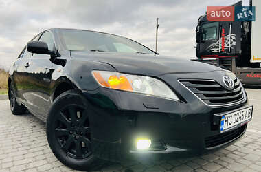 Седан Toyota Camry 2006 в Львові