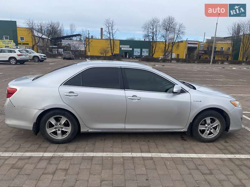 Седан Toyota Camry 2012 в Житомирі