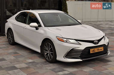 Седан Toyota Camry 2021 в Києві