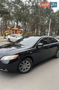 Седан Toyota Camry 2007 в Чернигове