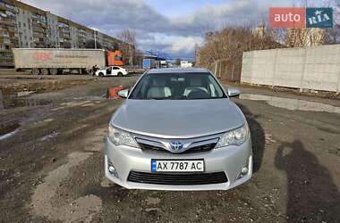 Седан Toyota Camry 2013 в Харкові