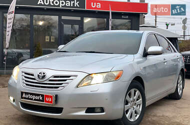 Седан Toyota Camry 2007 в Виннице