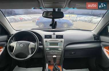 Седан Toyota Camry 2008 в Дніпрі