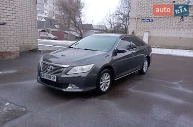 Седан Toyota Camry 2011 в Ахтырке