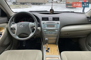 Седан Toyota Camry 2006 в Снятине