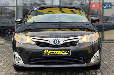 Седан Toyota Camry 2013 в Івано-Франківську