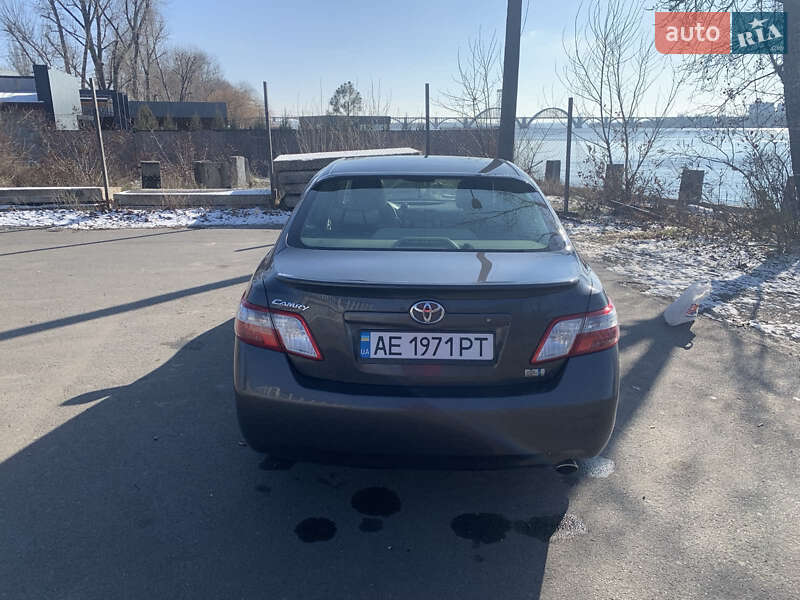 Седан Toyota Camry 2008 в Дніпрі