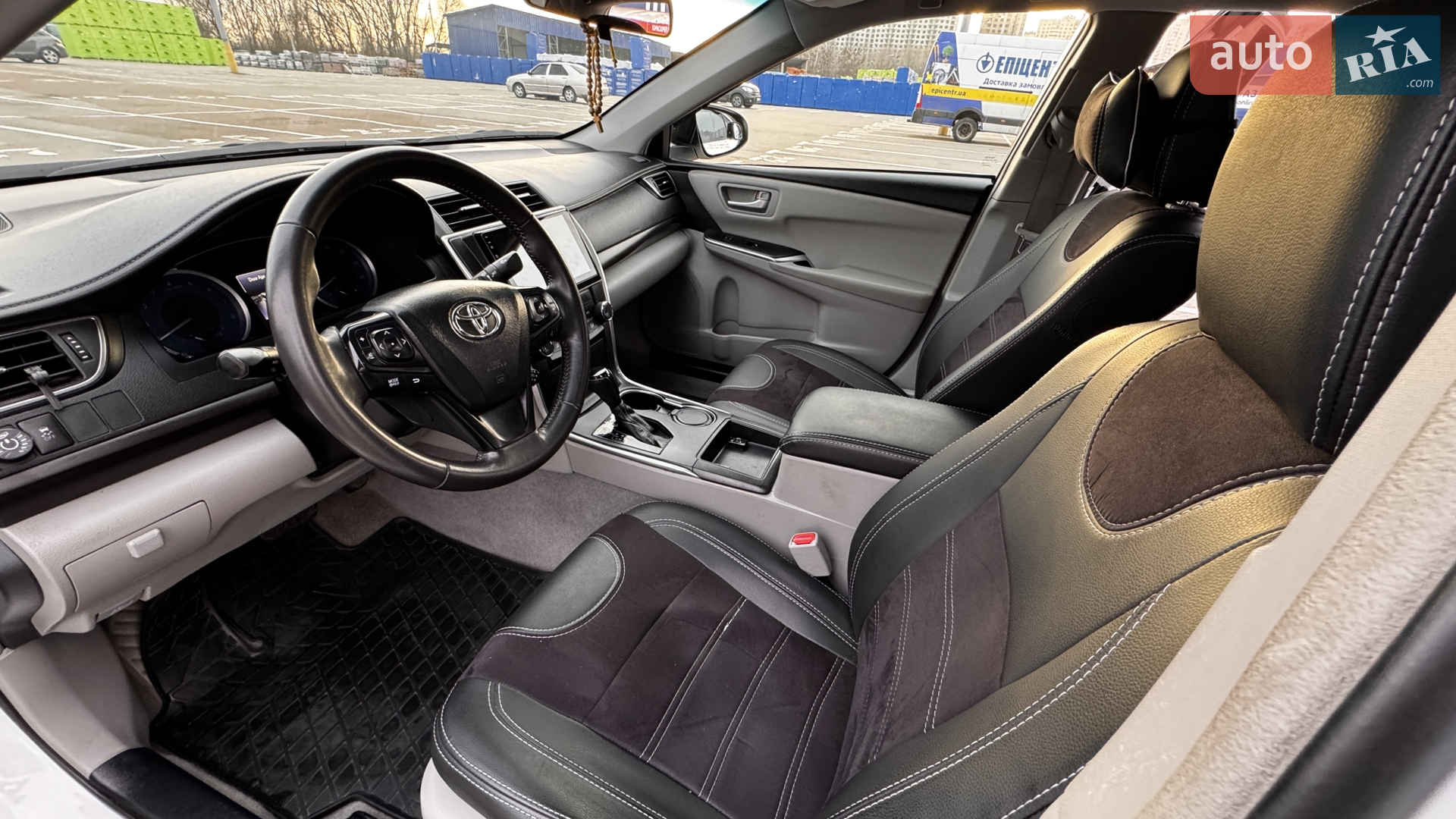 2017 Toyota Camry - мініатюра 13