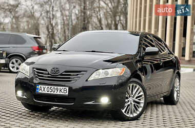 Седан Toyota Camry 2008 в Харкові