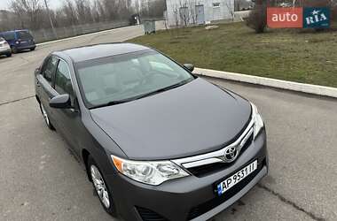 Седан Toyota Camry 2013 в Запоріжжі