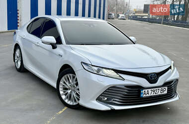 Седан Toyota Camry 2019 в Одессе