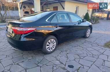 Седан Toyota Camry 2017 в Києві