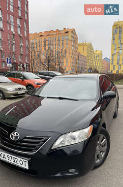 Седан Toyota Camry 2006 в Києві