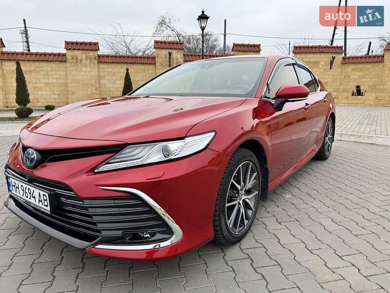 Седан Toyota Camry 2022 в Измаиле