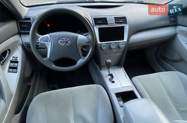 Седан Toyota Camry 2007 в Києві