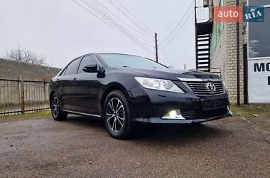 Седан Toyota Camry 2014 в Смеле