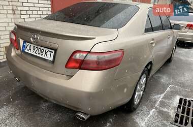 Седан Toyota Camry 2007 в Києві