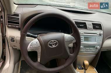 Седан Toyota Camry 2007 в Києві