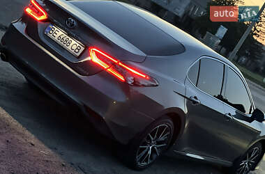 Седан Toyota Camry 2022 в Вознесенске