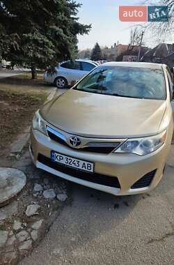 Седан Toyota Camry 2013 в Запорожье