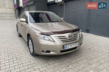 Седан Toyota Camry 2007 в Хмельницькому